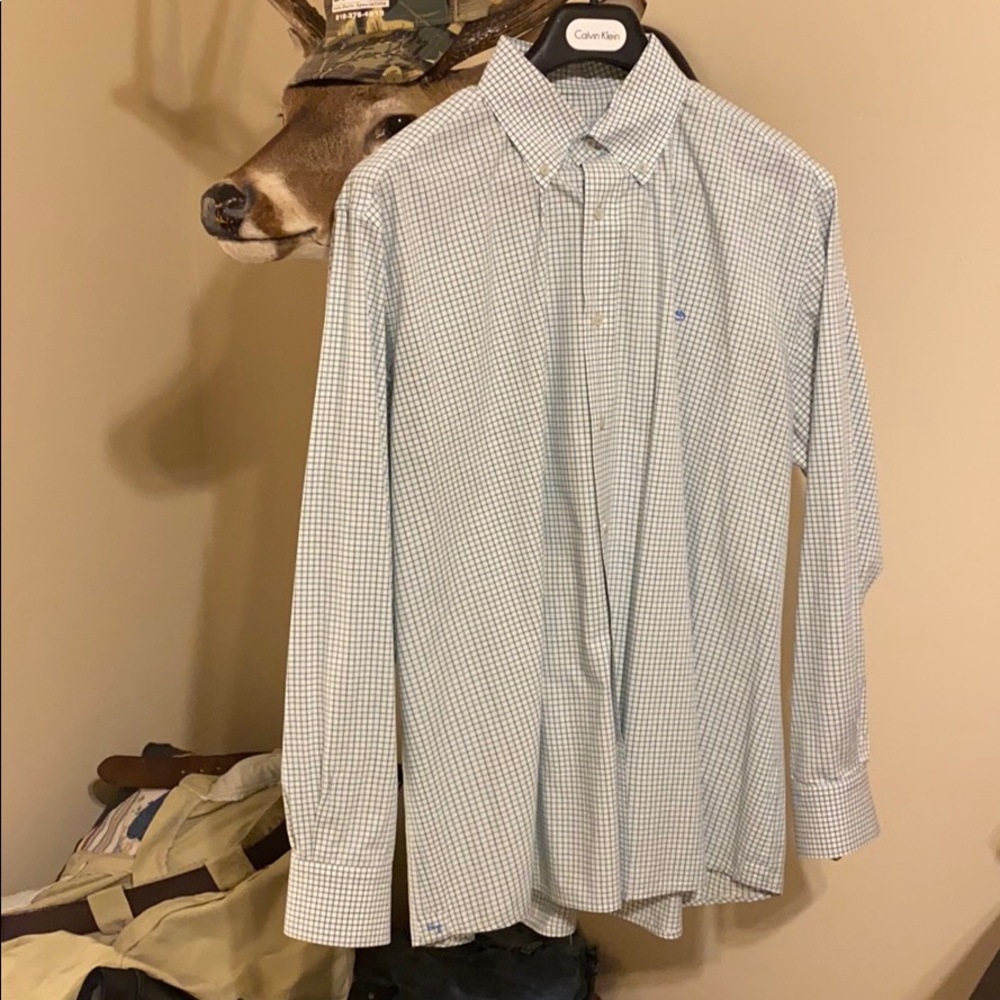 Southern Tide Button Down Men’s